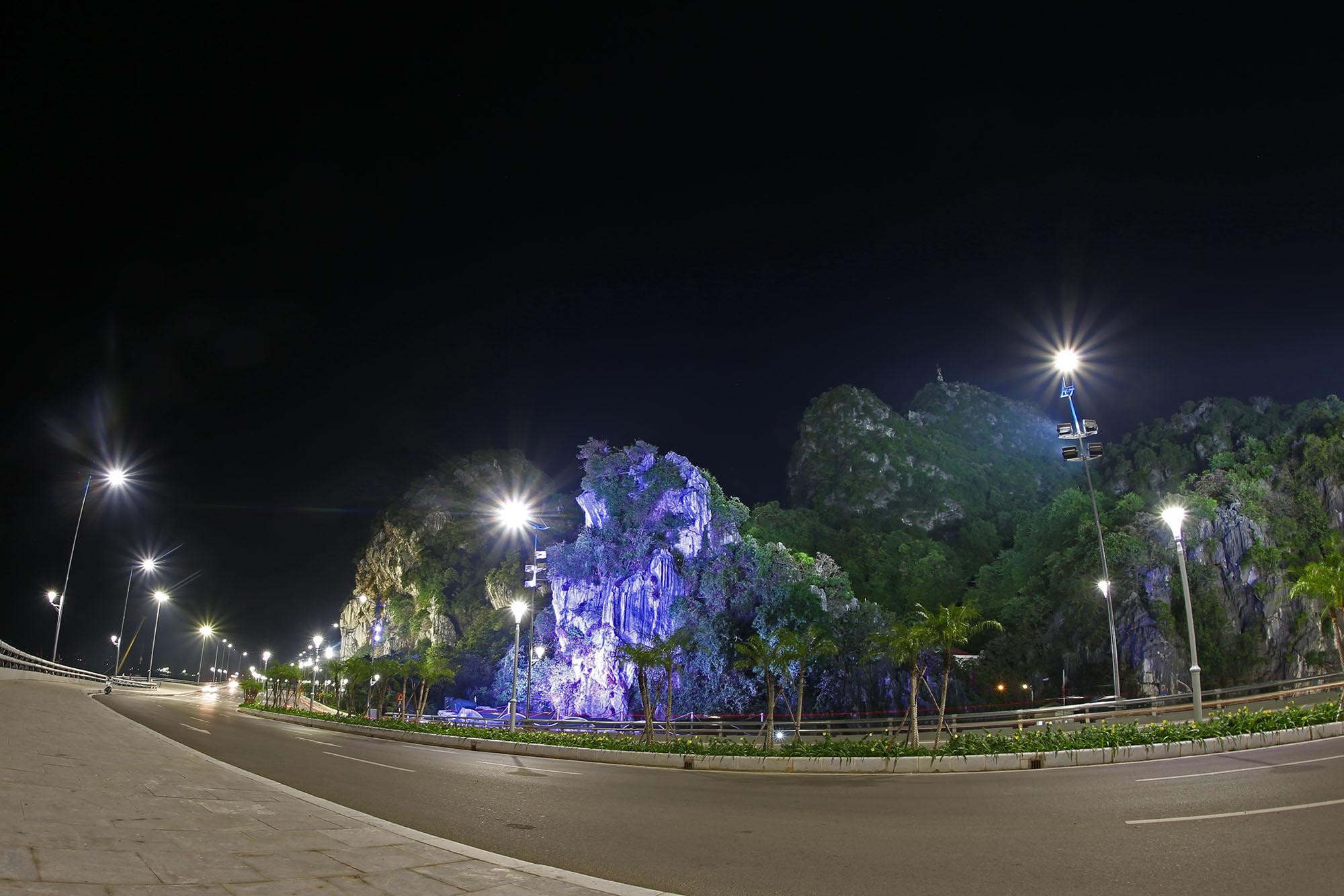 Bãi Cháy, Quảng Ninh